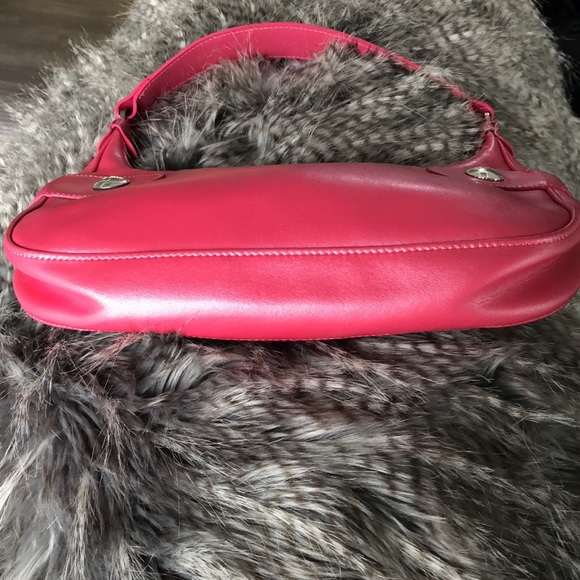 Longchamp pink purse very clean and cute. - Picture 6 of 11